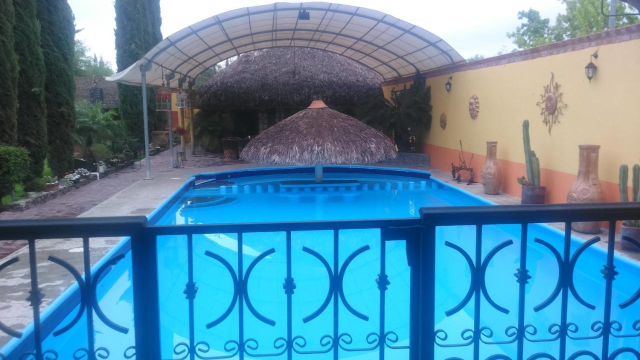 Hotel La Estancia Río Verde Exterior foto