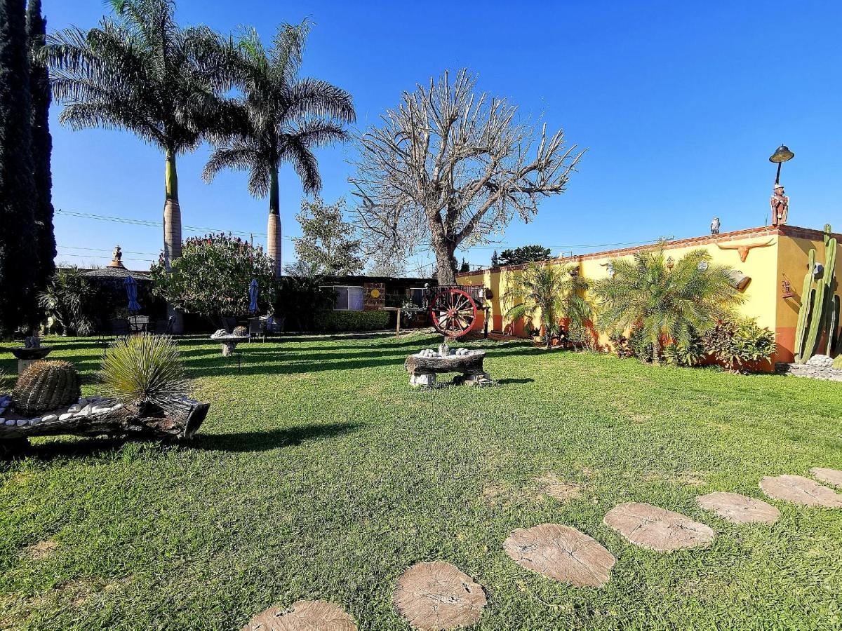Hotel La Estancia Río Verde Exterior foto